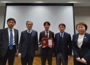 授賞式に参加したTRiSTARメンバー